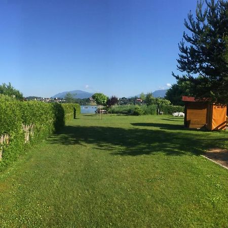 Appartamento Ferienhaus Rafaela Mit Privatstrand Ledenitzen Esterno foto