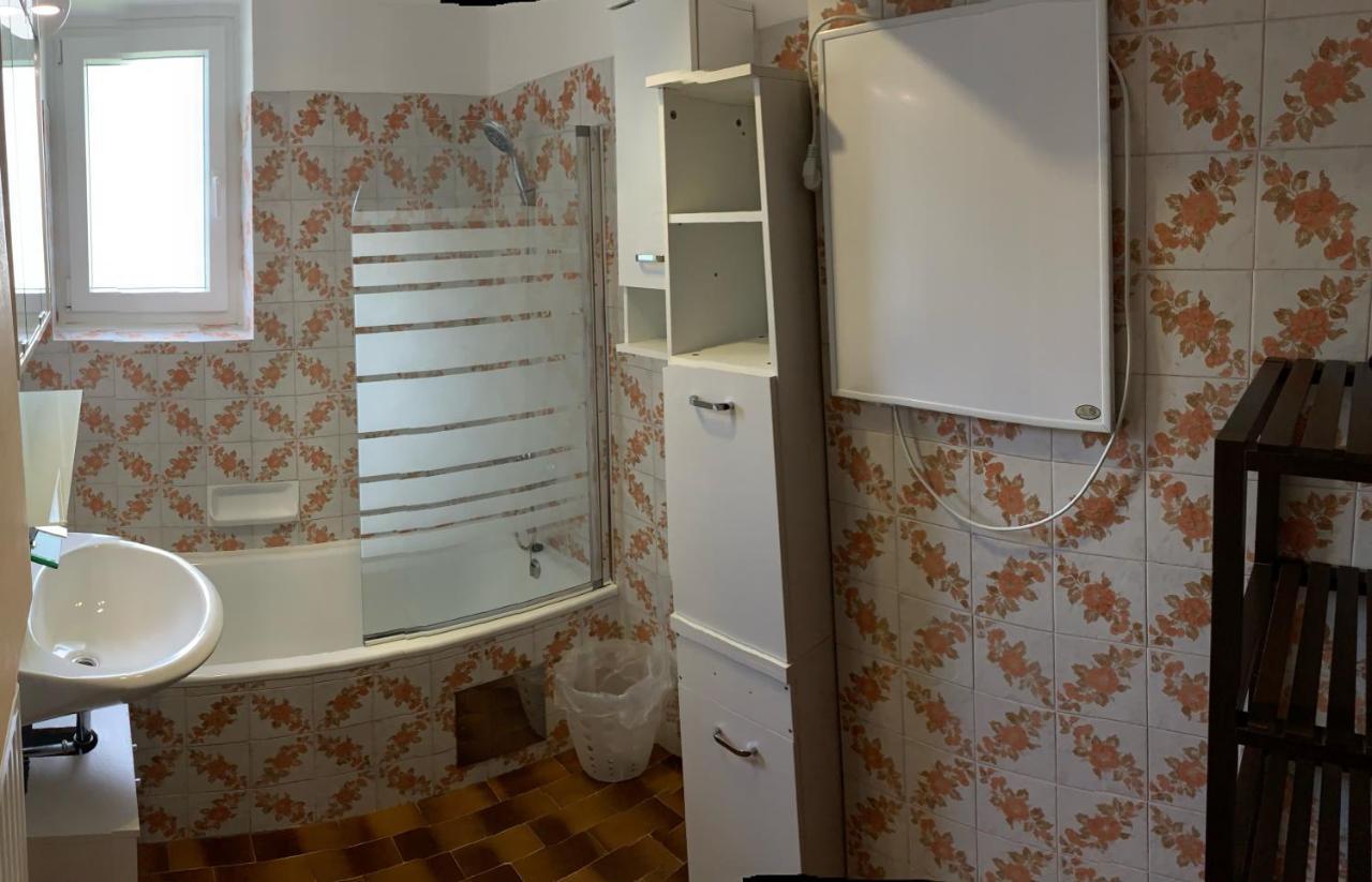 Appartamento Ferienhaus Rafaela Mit Privatstrand Ledenitzen Esterno foto